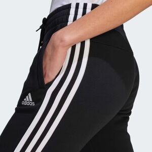 Adidas Three Stripes Jogger